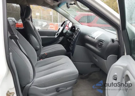 2005 Dodge Grand Caravan Sxt z USA, uszkodzony, nr VIN 2D4GP44L15R405077